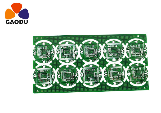 請(qǐng)問(wèn)在高頻（1GHz 以上）板的設(shè)計(jì)中，過(guò)孔的大小及過(guò)孔間距